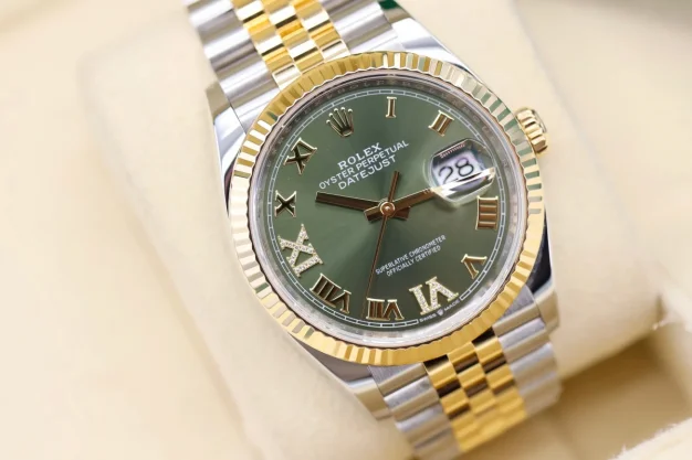 Rolex Datejust steel & 18ct yellow gold36mm Green Roman Numeral Dial 126233
